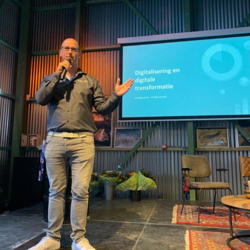 Mathijs Kok presenteert